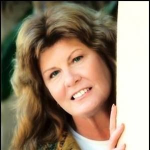 Meet your Posher, Peggy